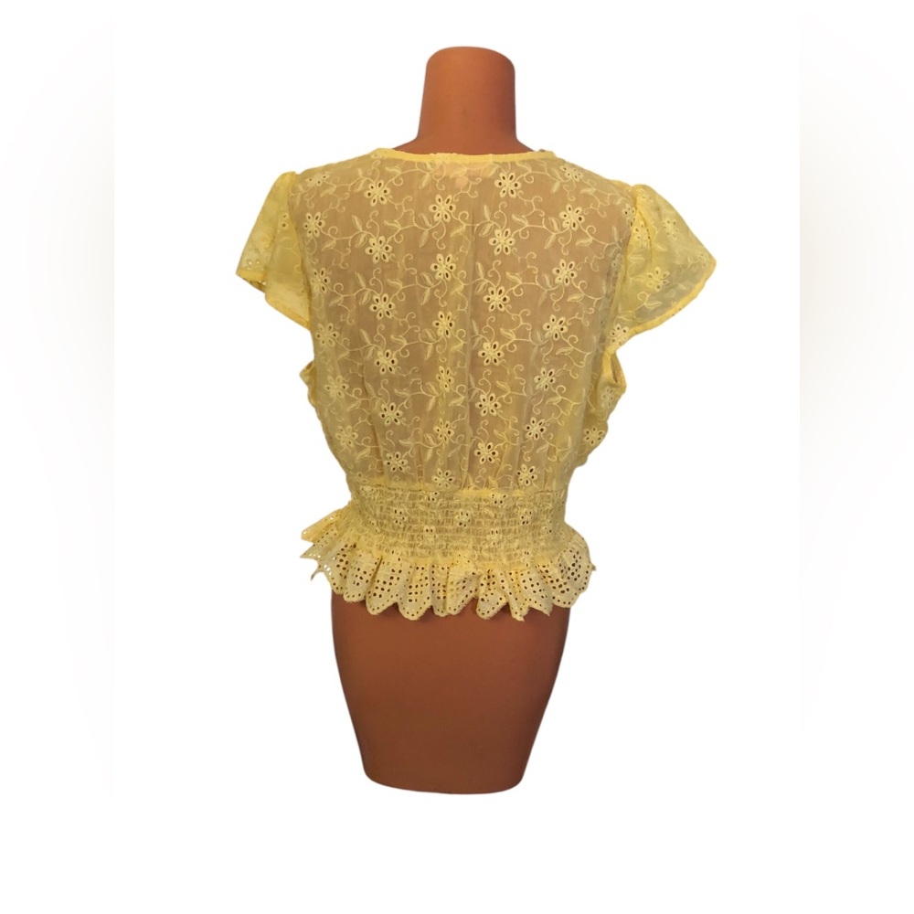 Rose and Grey Chic Yellow Eyelet Cropped Blouse - Picture 4 of 8